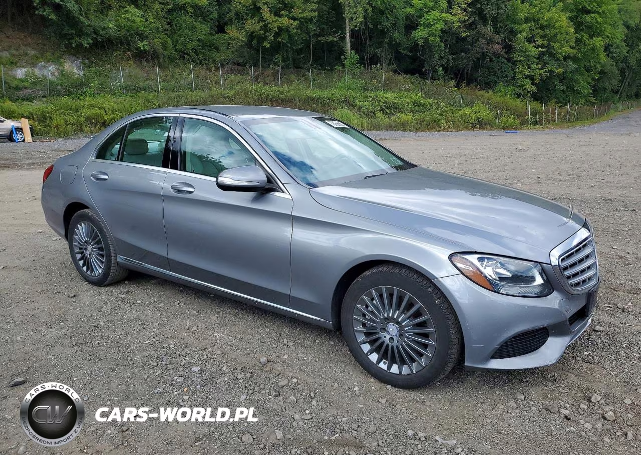 2015 Mercedes-Benz C 300 4Matic VIN:55SWF4KBXFU035751 - 4