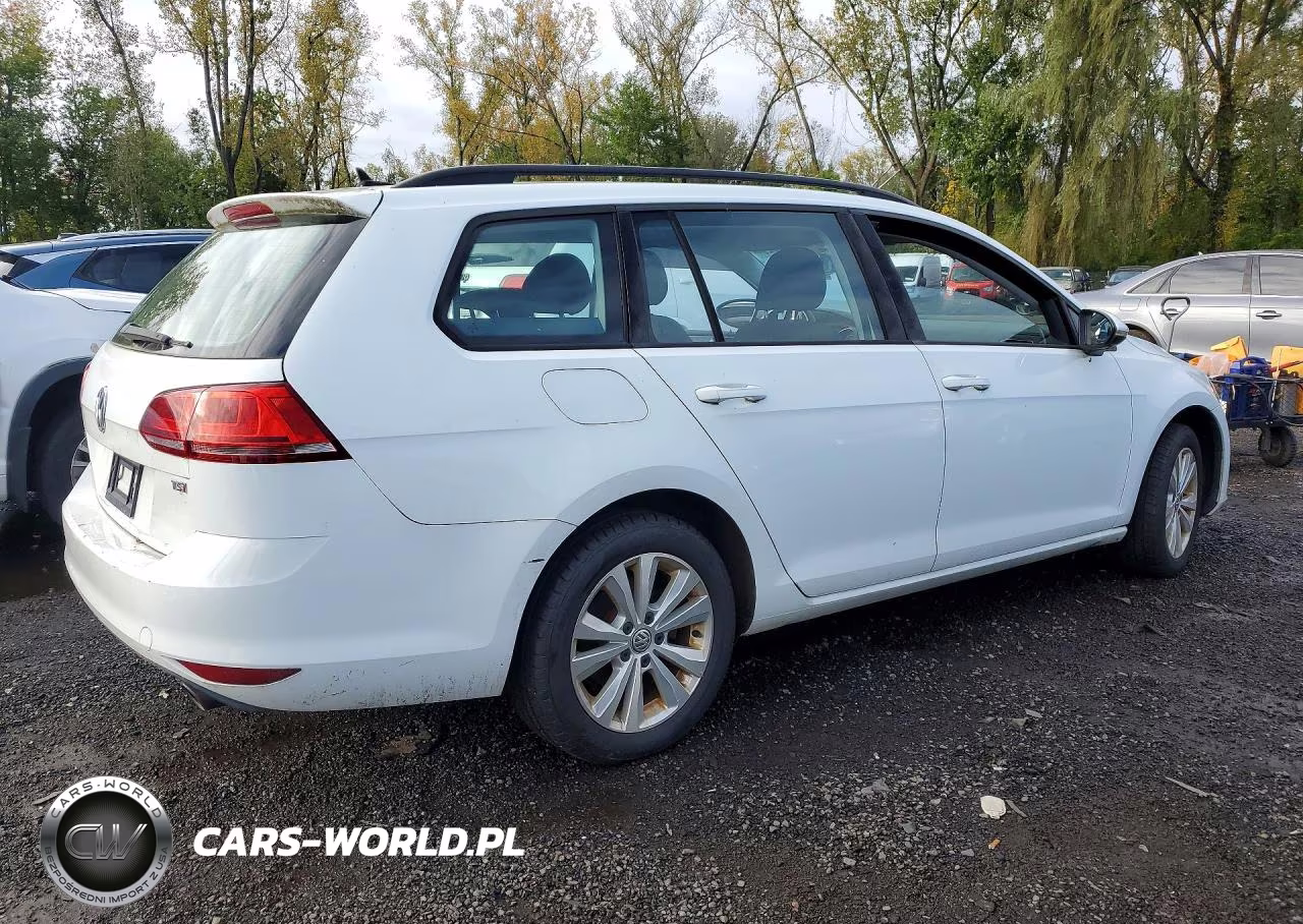 2017 Volkswagen Golf Sportwagen S VIN:3VW017AU5HM512656 - 3
