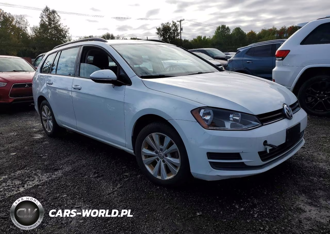 2017 Volkswagen Golf Sportwagen S VIN:3VW017AU5HM512656 - 4