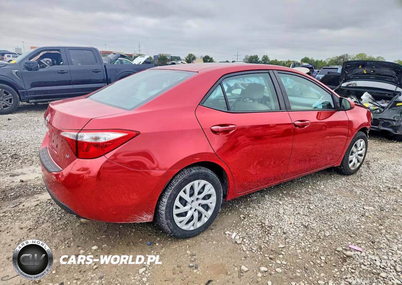 2016 Toyota Corolla Le VIN:2T1BURHE5GC554295 - 3