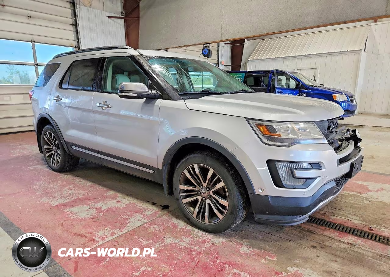 2016 Ford Explorer Platinum VIN:1FM5K8HT8GGB50741 - 4
