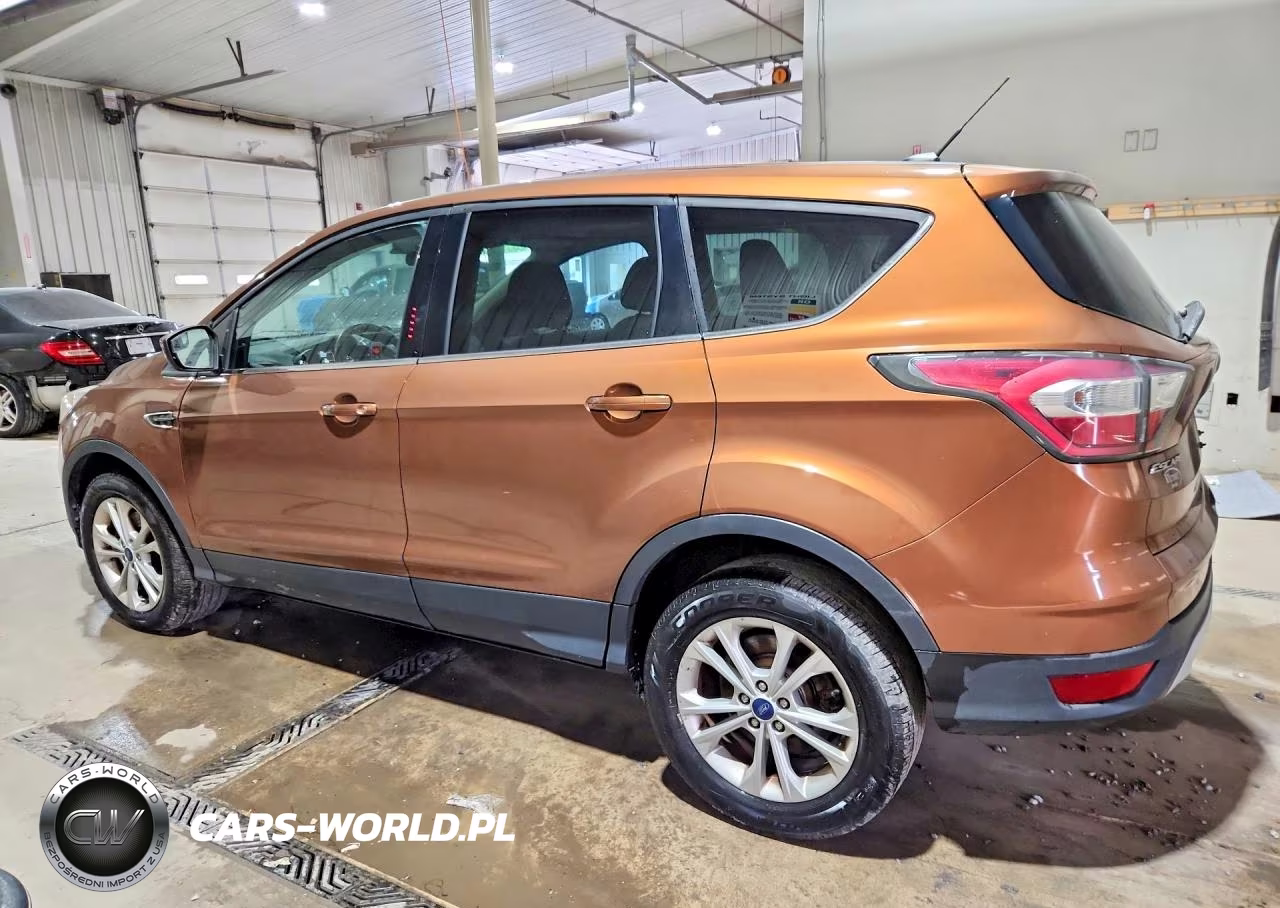 2017 Ford Escape Se VIN:1FMCU9G99HUB04688 - 2