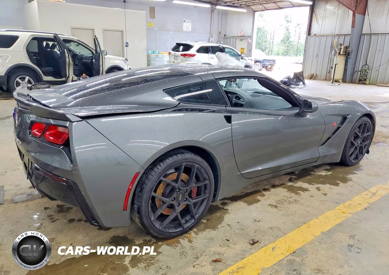 2015 Chevrolet Corvette Stingray Z51 2Lt VIN:1G1YK2D76F5103475 - 3