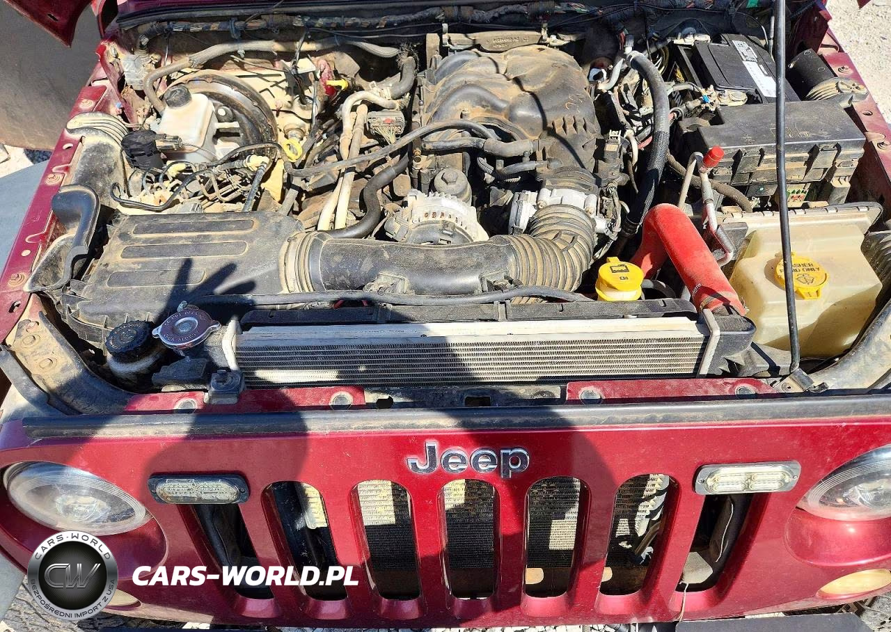 2012 Jeep Wrangler Unlimited Sport VIN:1C4BJWKGXCL267796 - 12
