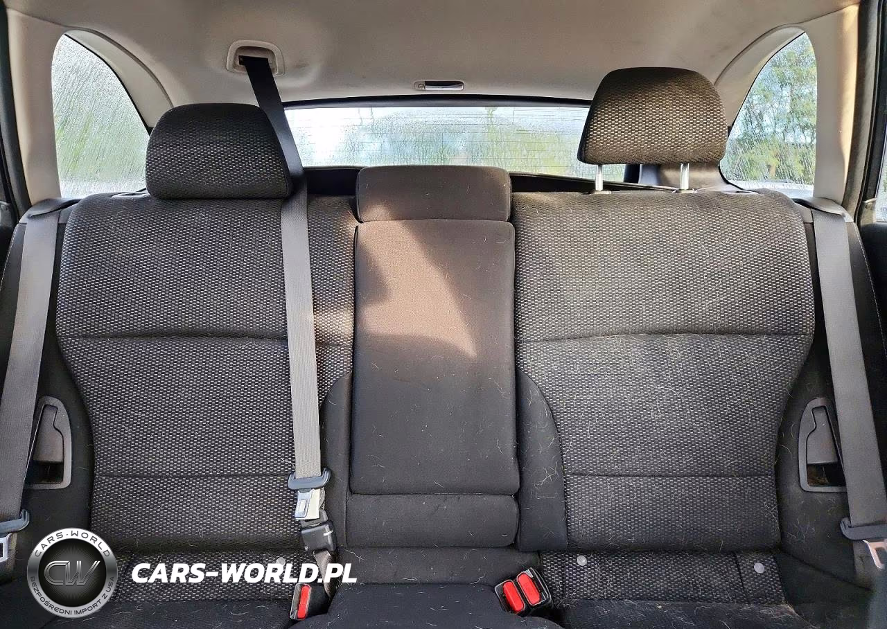 2018 Subaru Outback 2.5I Premium VIN:4S4BSACC8J3225955 - 10