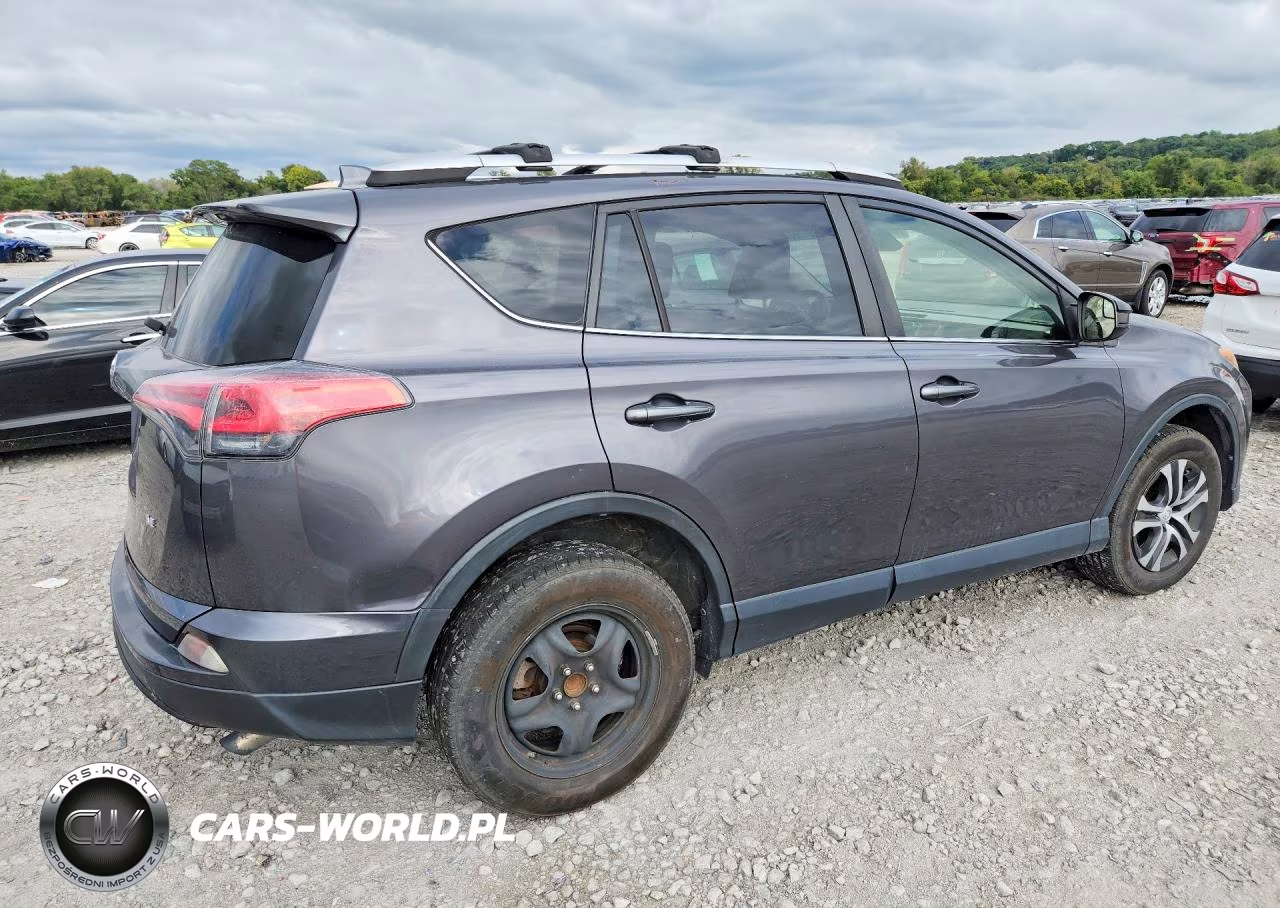 2018 Toyota Rav4 Le VIN:JTMZFREV8JJ728689 - 3