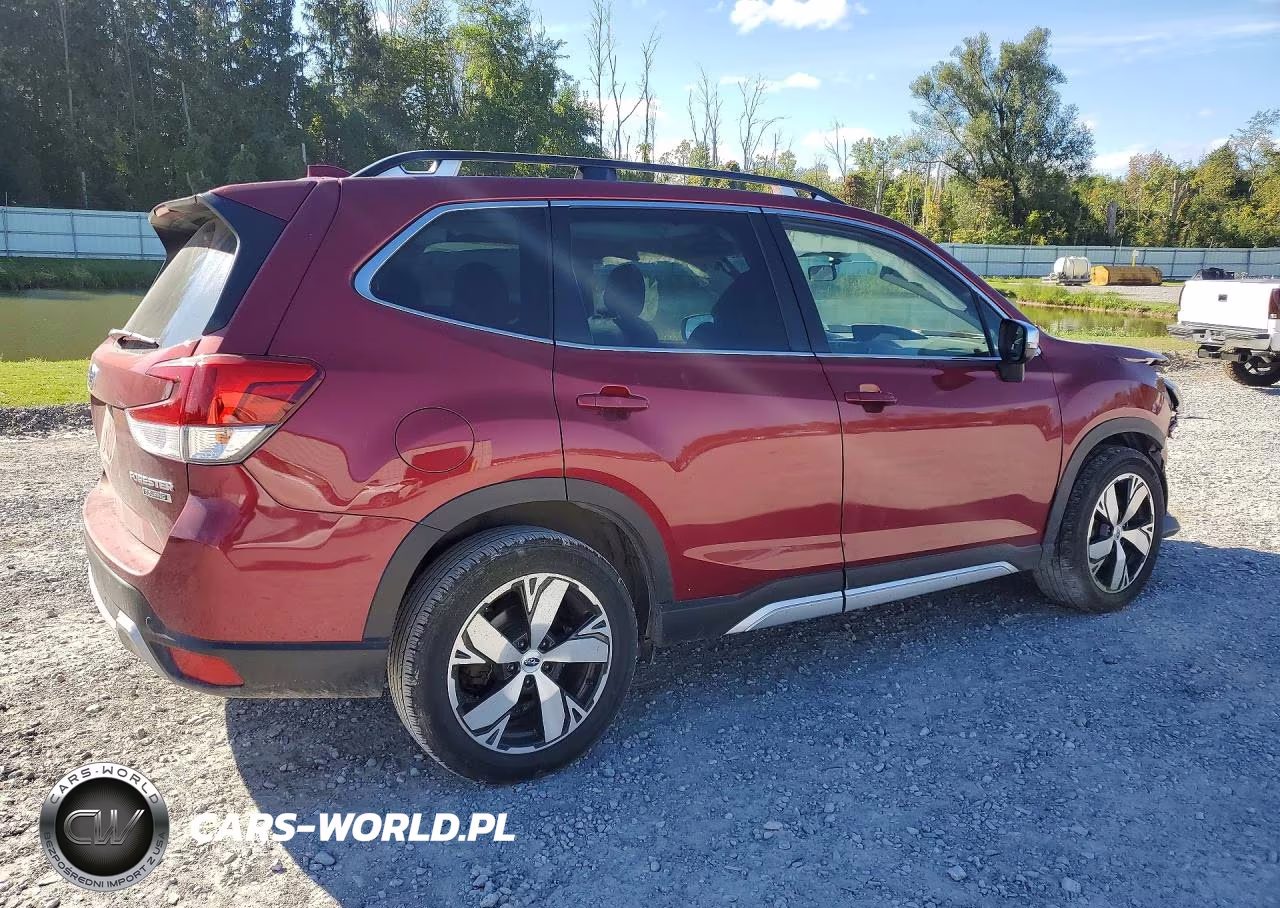 2021 Subaru Forester Touring VIN:JF2SKAXC0MH524038 - 3