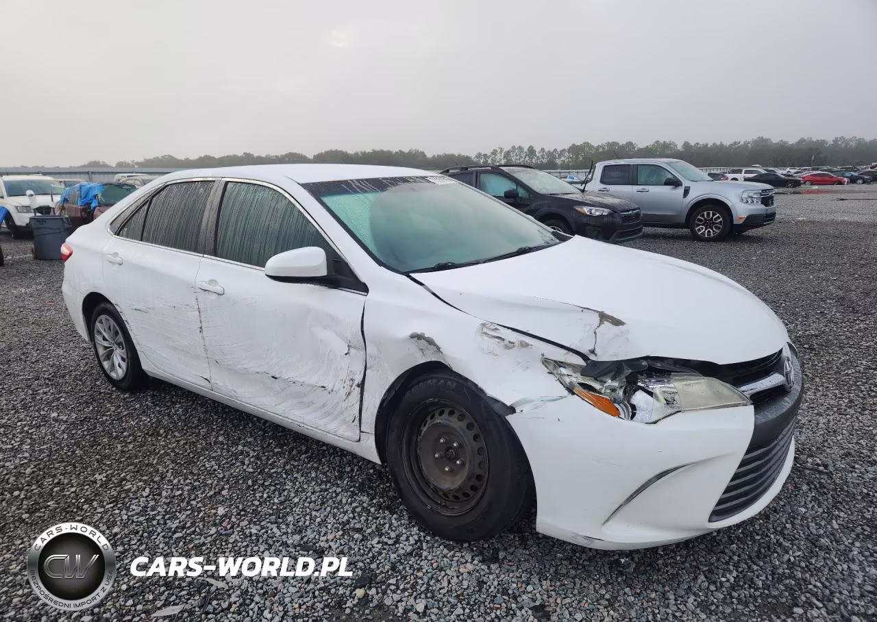 2016 Toyota Camry Le VIN:4T1BF1FK2GU178058 - 4