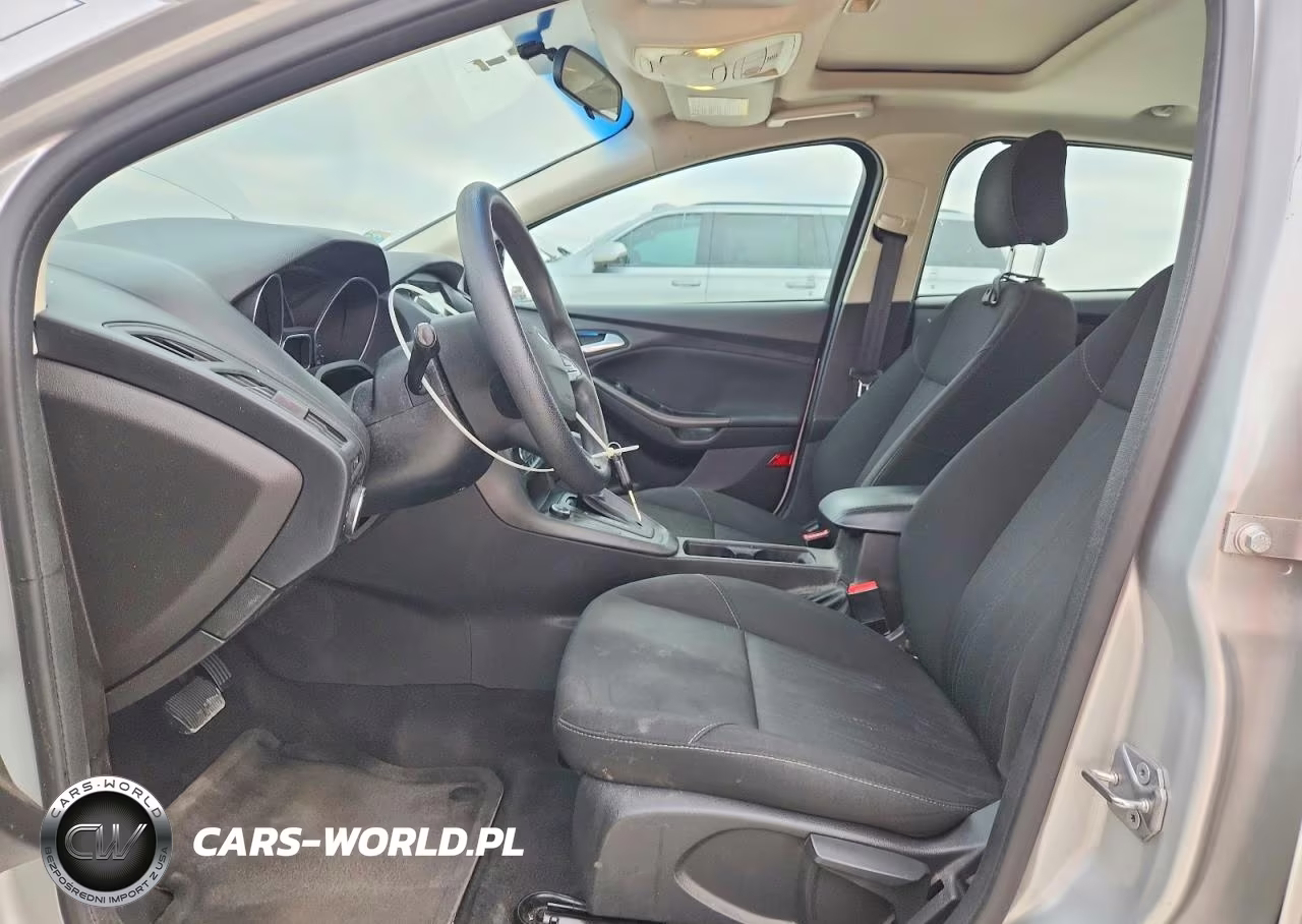 2017 Ford Focus Sel VIN:1FADP3H28HL290122 - 7