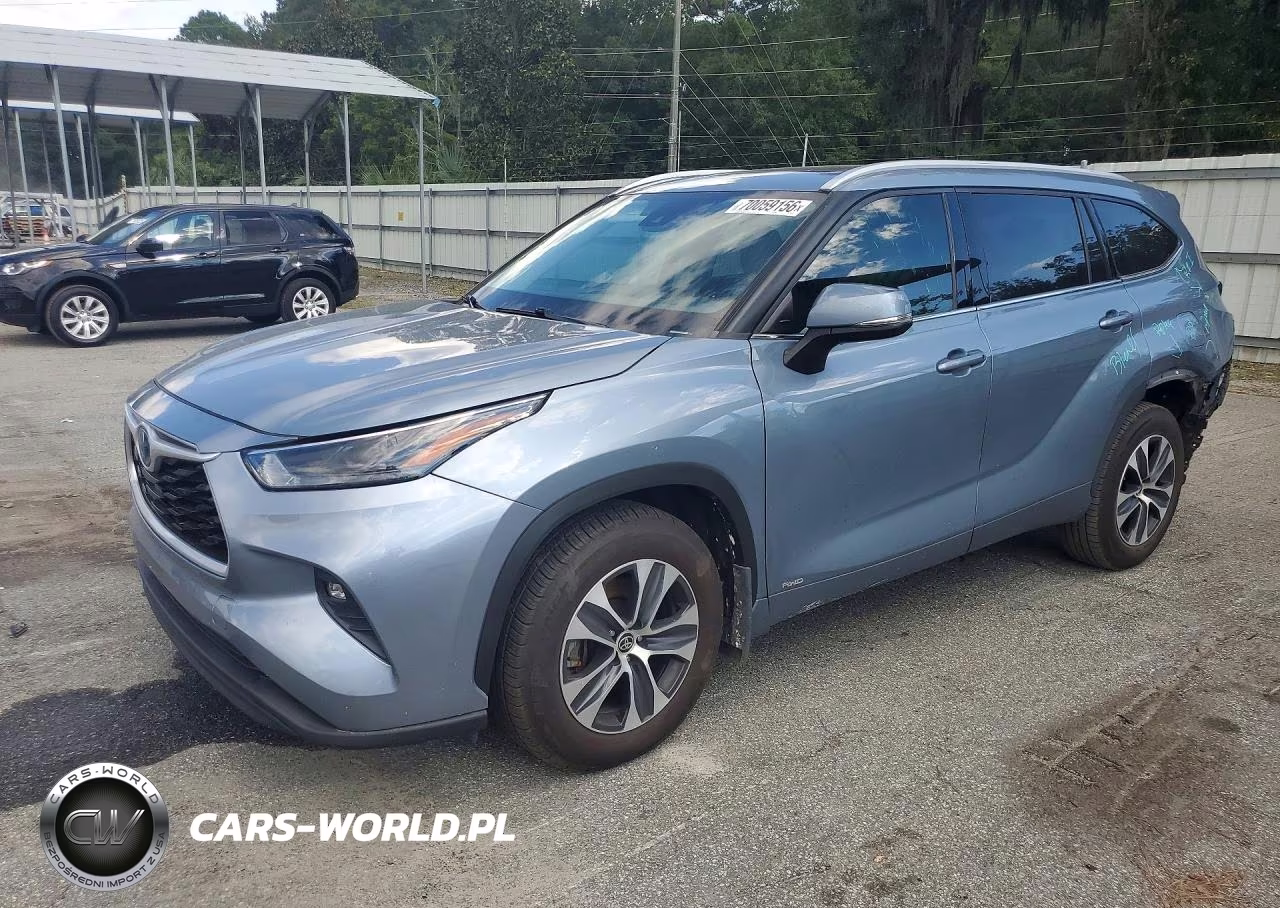 2022 Toyota Highlander Hybrid Xle – zdjęcie 1 z 13