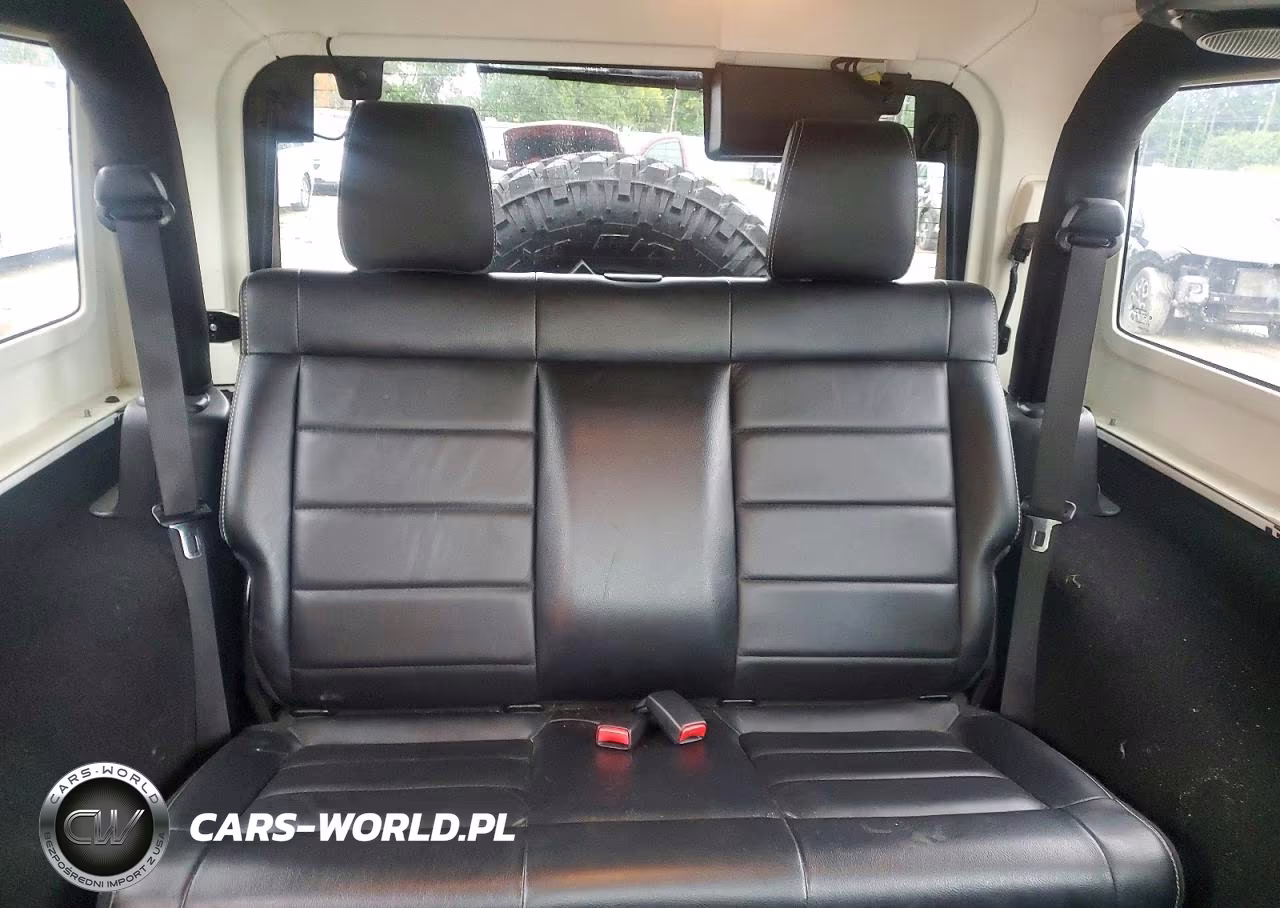 2012 Jeep Wrangler Sahara VIN:1C4AJWBG4CL253971 - 10