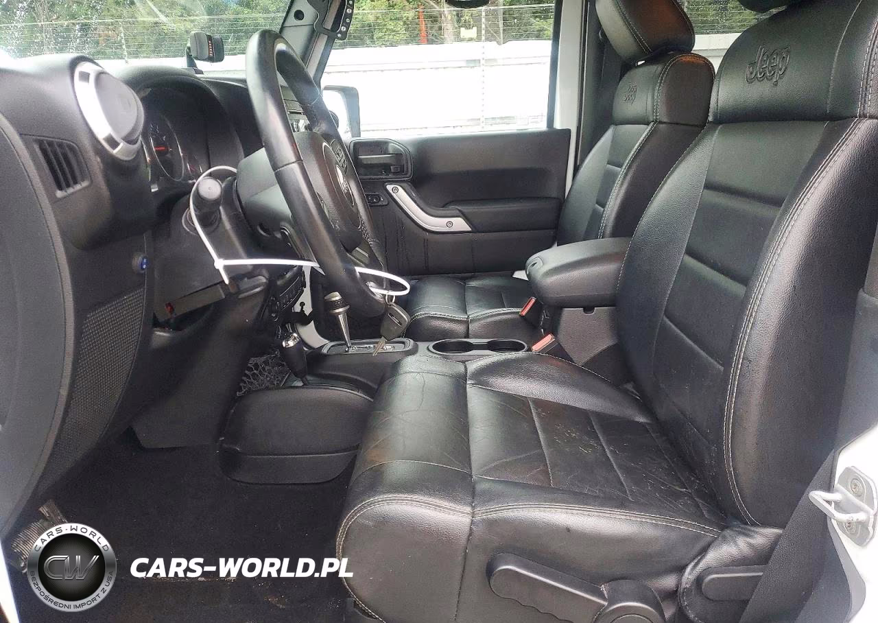 2012 Jeep Wrangler Sahara VIN:1C4AJWBG4CL253971 - 7