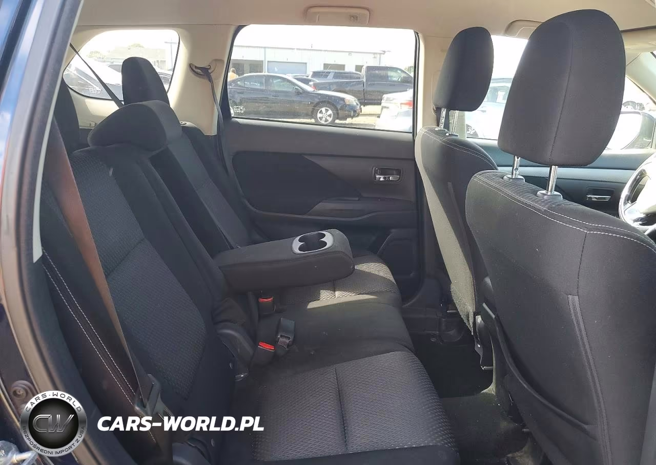 2018 Mitsubishi Outlander Se VIN:JA4AZ3A37JZ020709 - 11