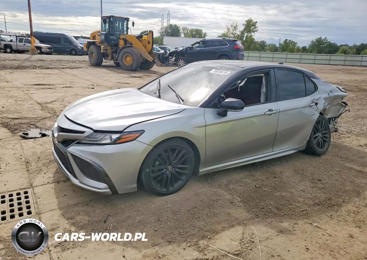 2021 Toyota Camry Xse – zdjęcie 1 z 12