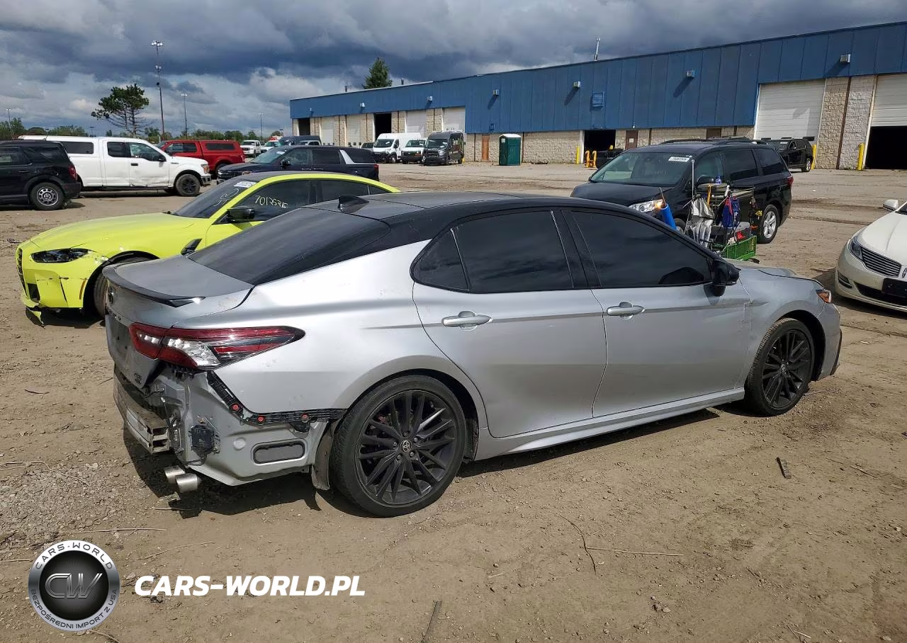 2021 Toyota Camry Xse VIN:4T1K61BK9MU024688 - 3