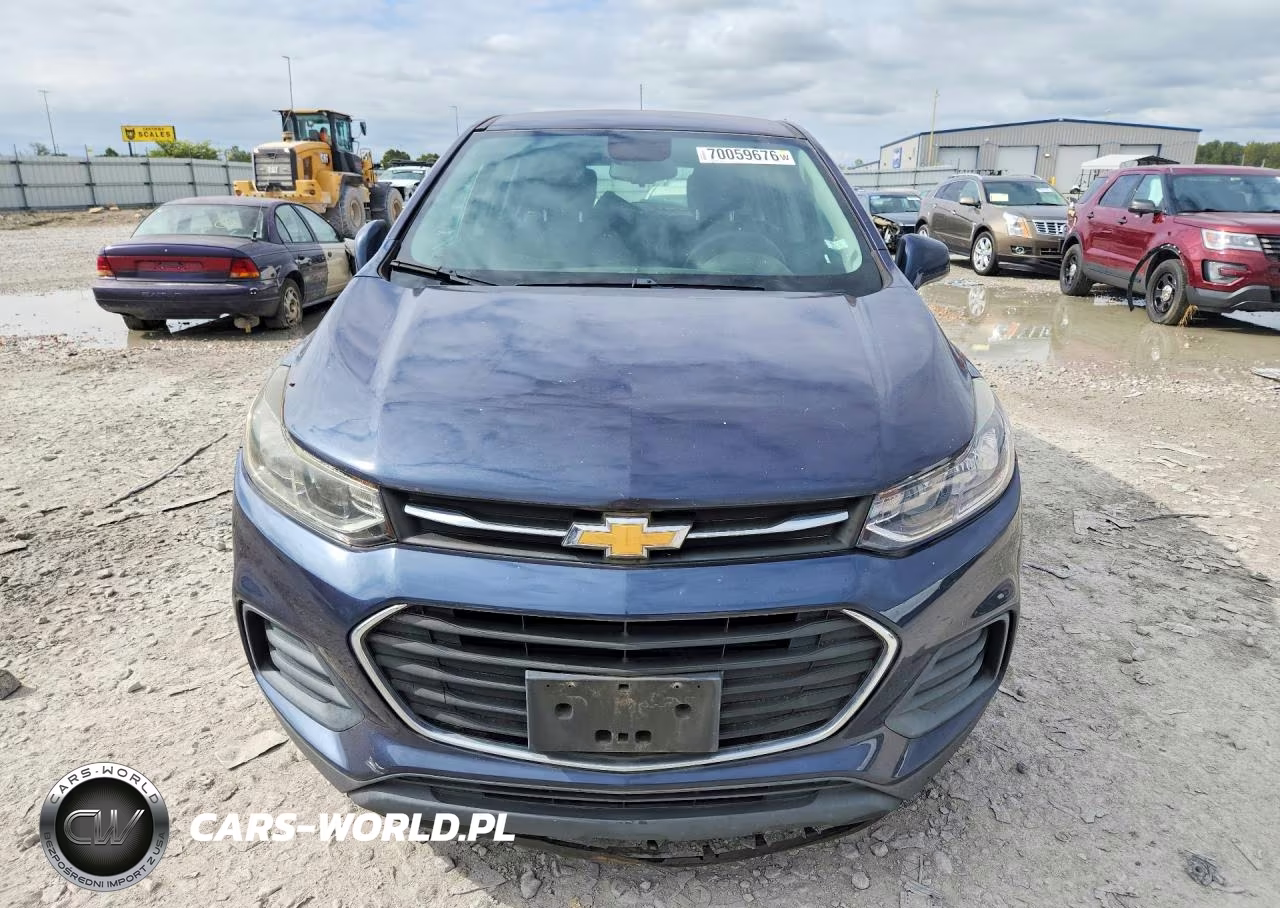 2019 Chevrolet Trax Ls VIN:3GNCJKSB3KL272477 - 5