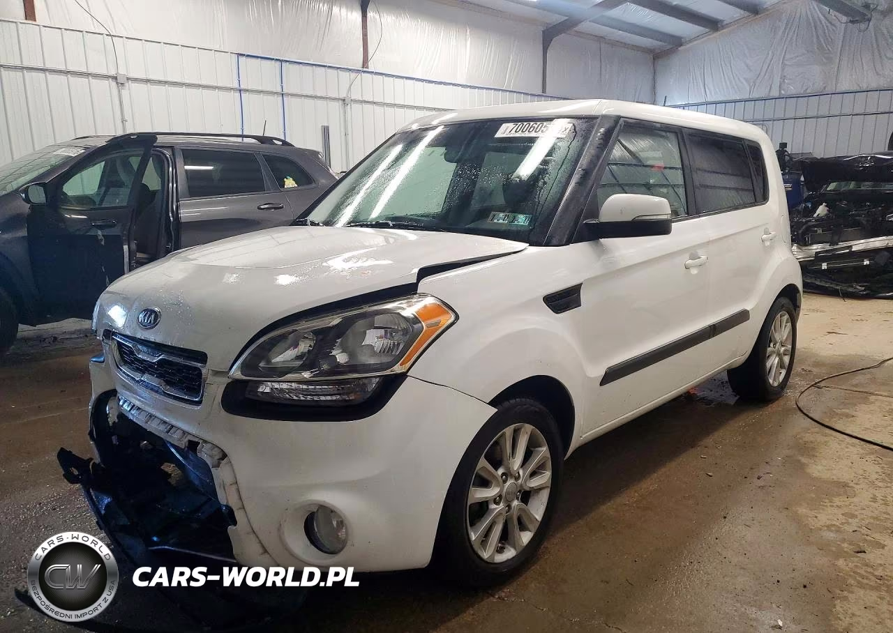 2012 Kia Soul + VIN:KNDJT2A63C7365875 - 1