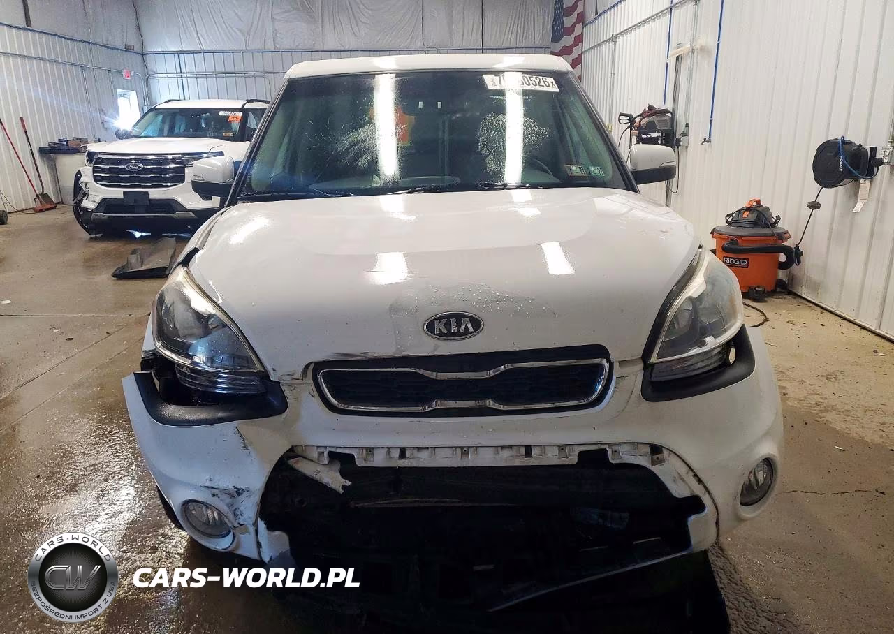 2012 Kia Soul + VIN:KNDJT2A63C7365875 - 5
