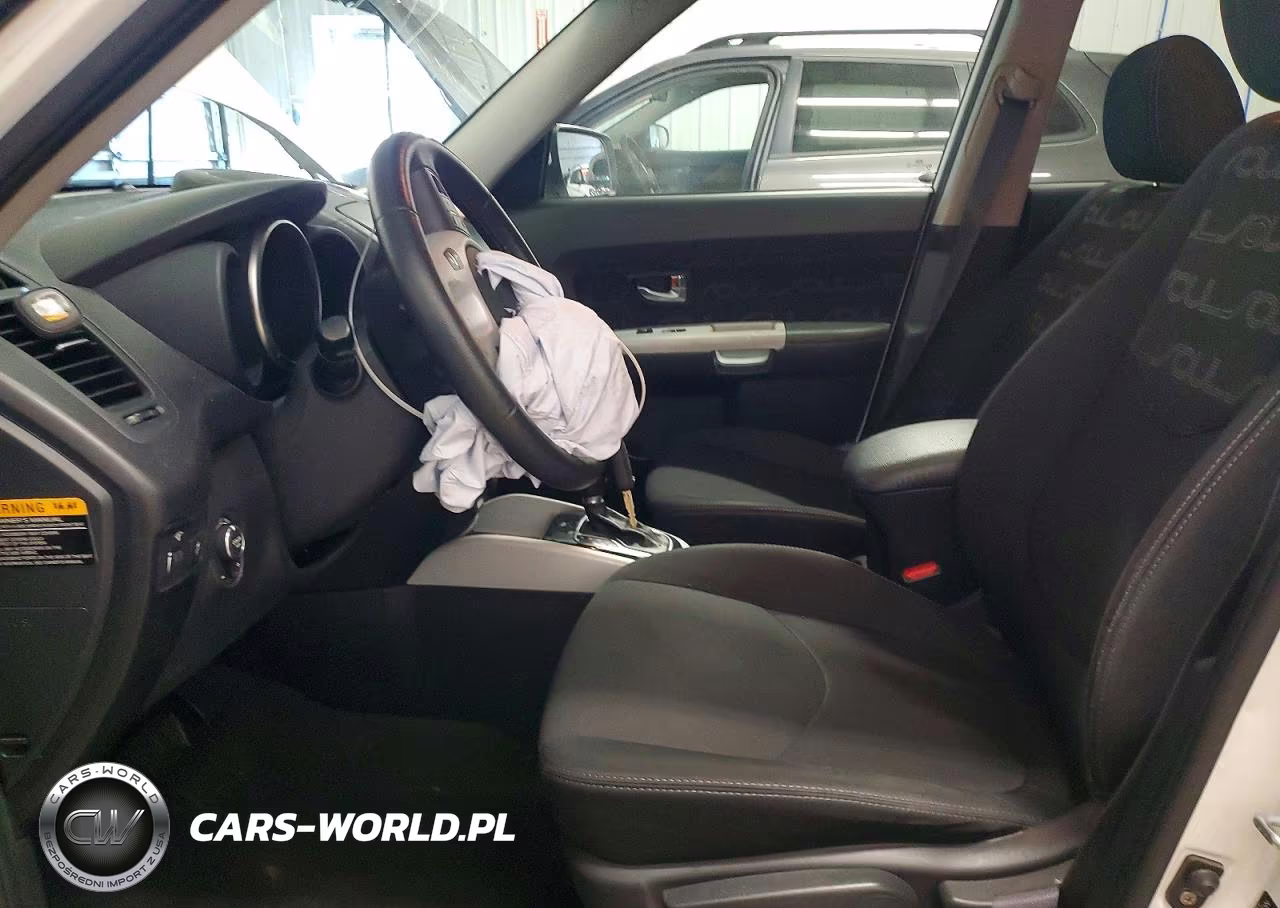 2012 Kia Soul + VIN:KNDJT2A63C7365875 - 7