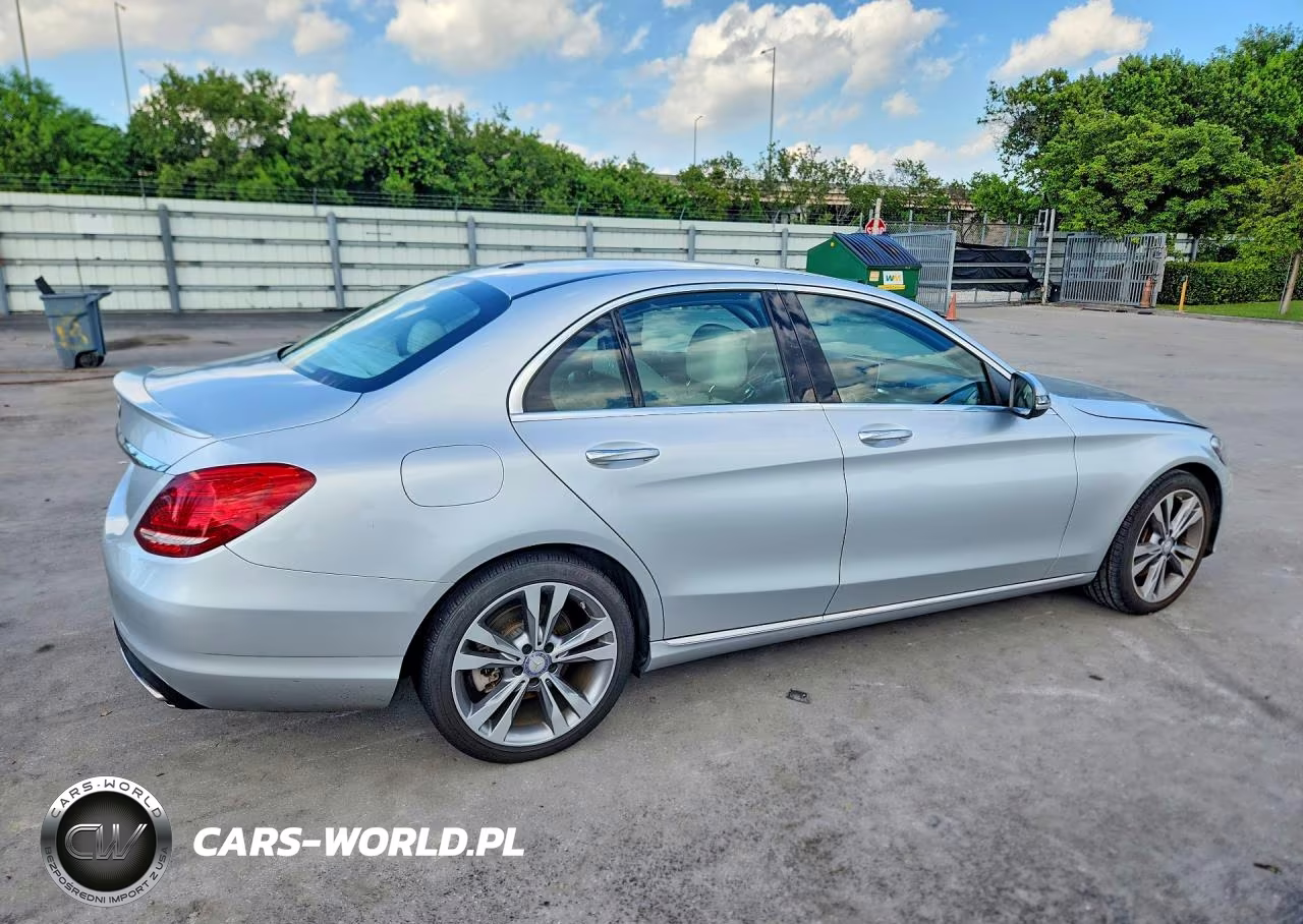2017 Mercedes-Benz C 300 VIN:55SWF4JBXHU206535 - 3
