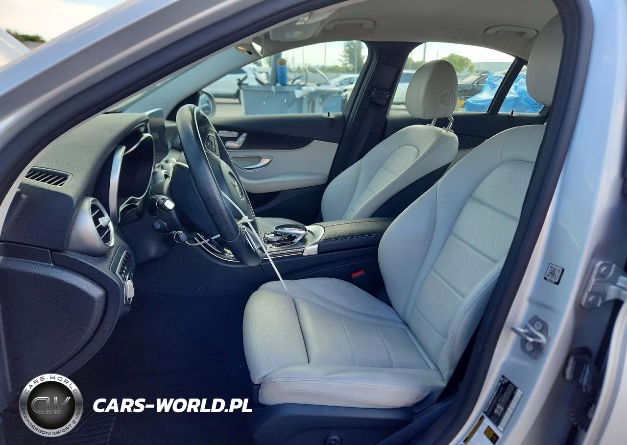 2017 Mercedes-Benz C 300 VIN:55SWF4JBXHU206535 - 7