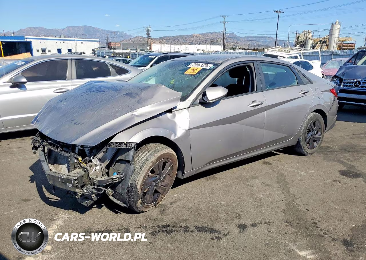 2023 Hyundai Elantra Sel