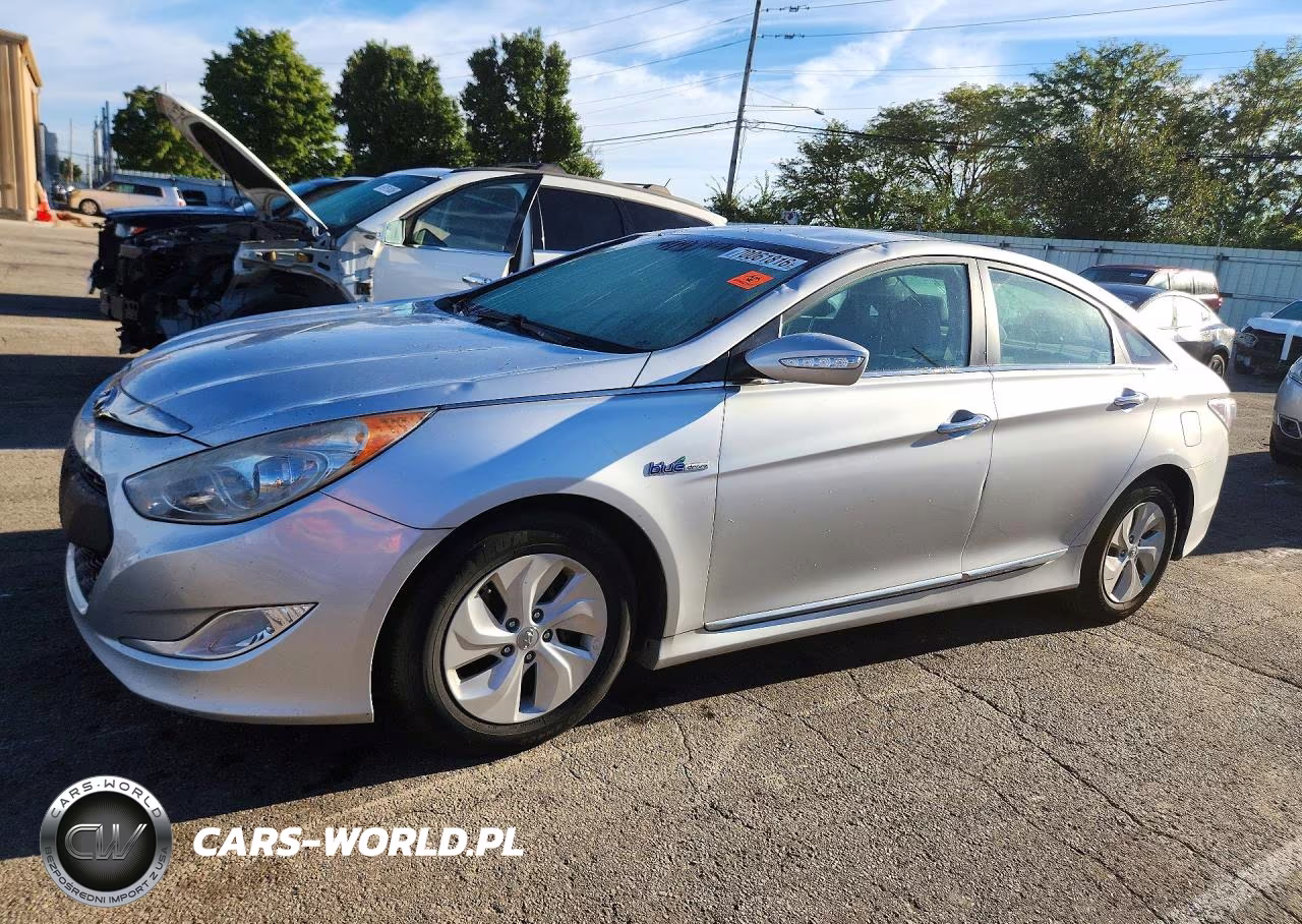 2013 Hyundai Sonata Hybrid – zdjęcie 1 z 12