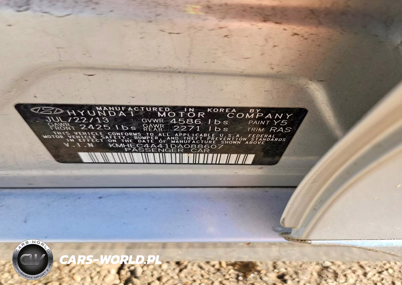2013 Hyundai Sonata Hybrid VIN:KMHEC4A41DA088607 - 12
