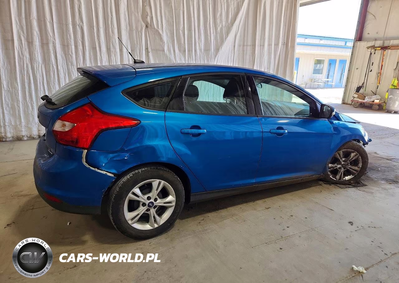 2014 Ford Focus Se VIN:1FADP3K26EL174678 - 3
