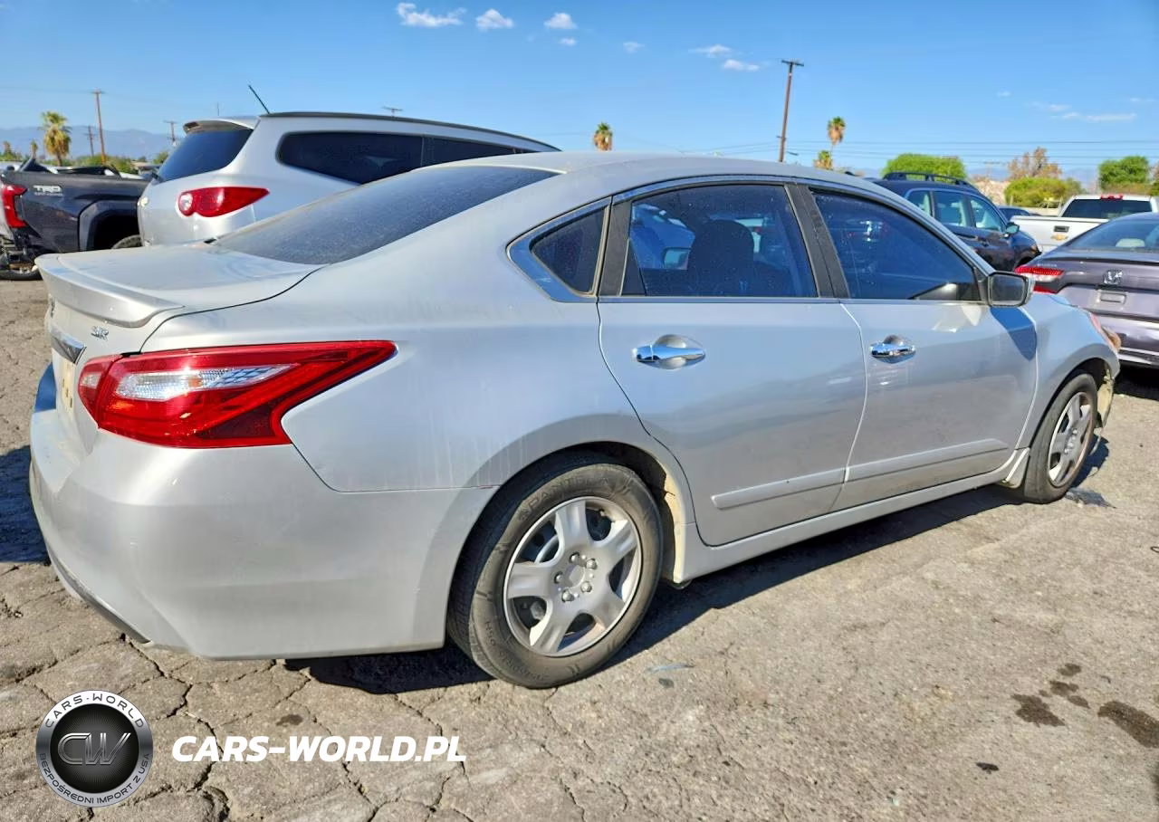 2016 Nissan Altima 2.5 Sr VIN:1N4AL3APXGC260641 - 3