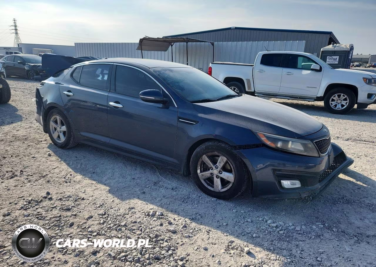 2015 Kia Optima Lx VIN:5XXGM4A7XFG454916 - 4