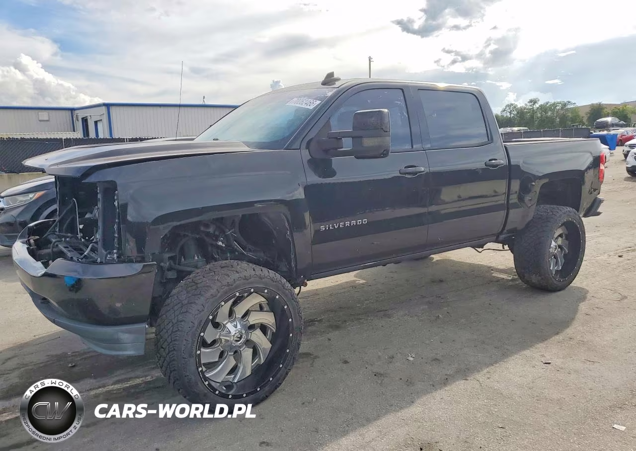2018 Chevrolet Silverado C1500 Custom