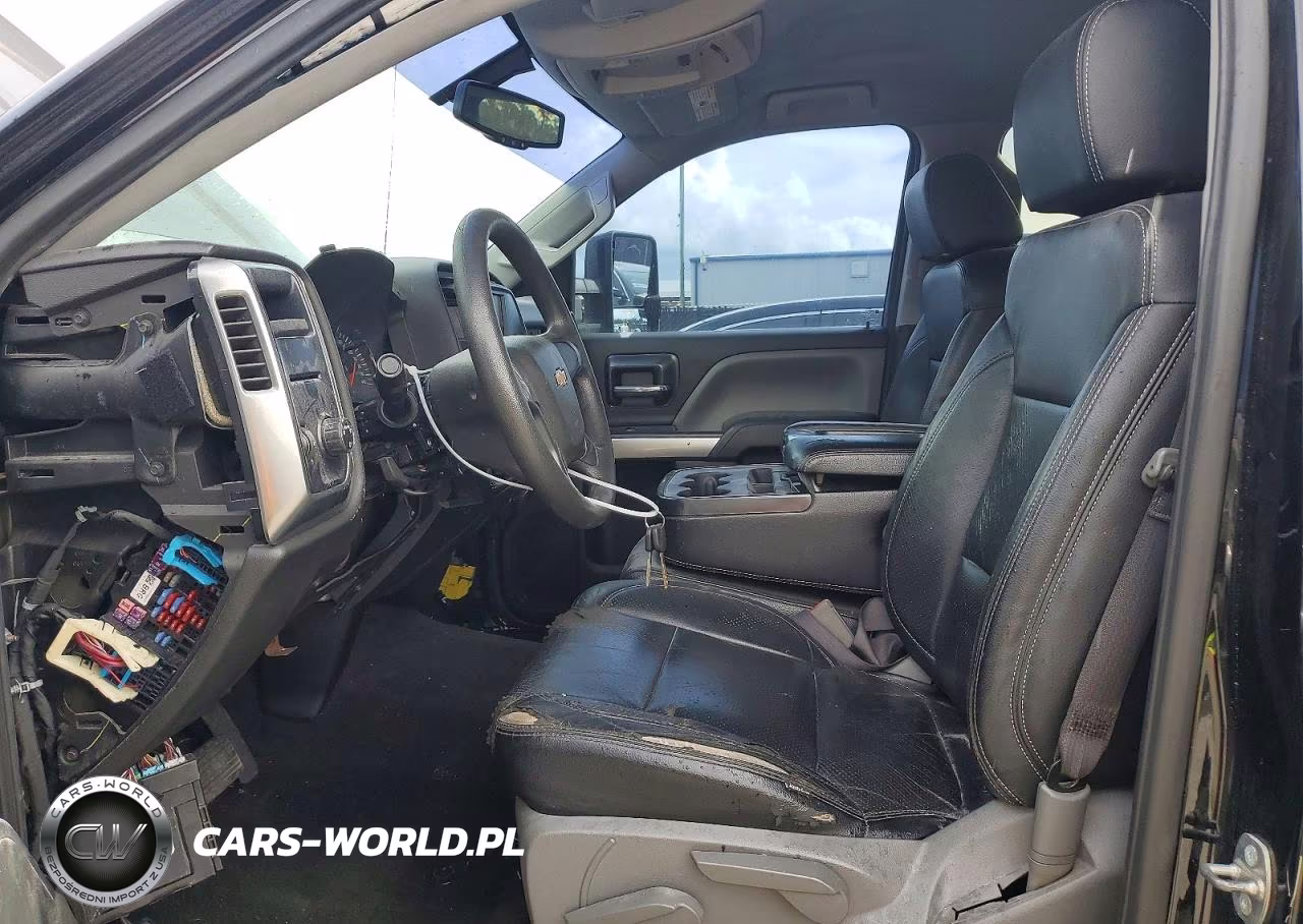 2018 Chevrolet Silverado C1500 Custom VIN:3GCPCPEH7JG144266 - 7