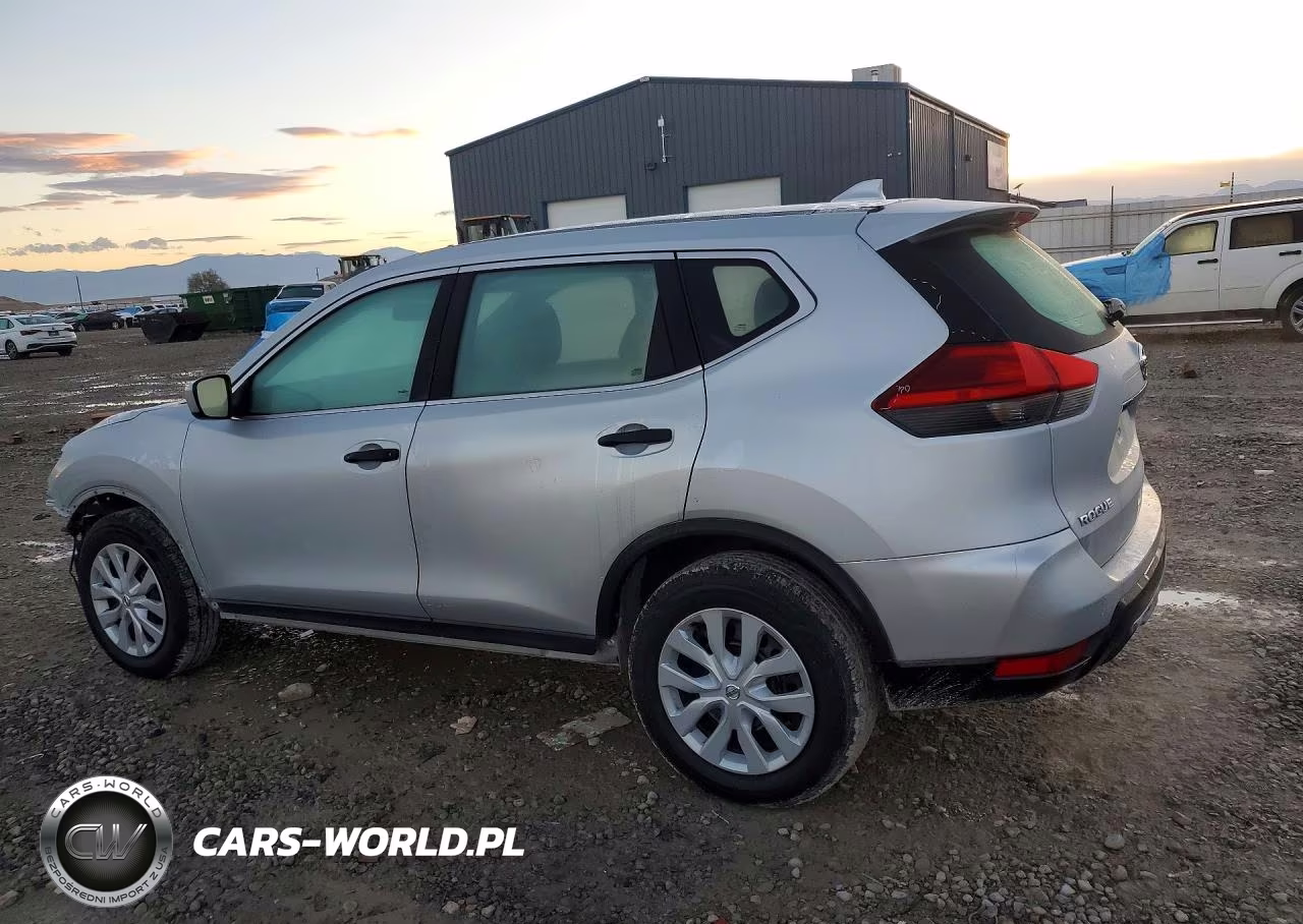 2017 Nissan Rogue S VIN:KNMAT2MT7HP555090 - 2