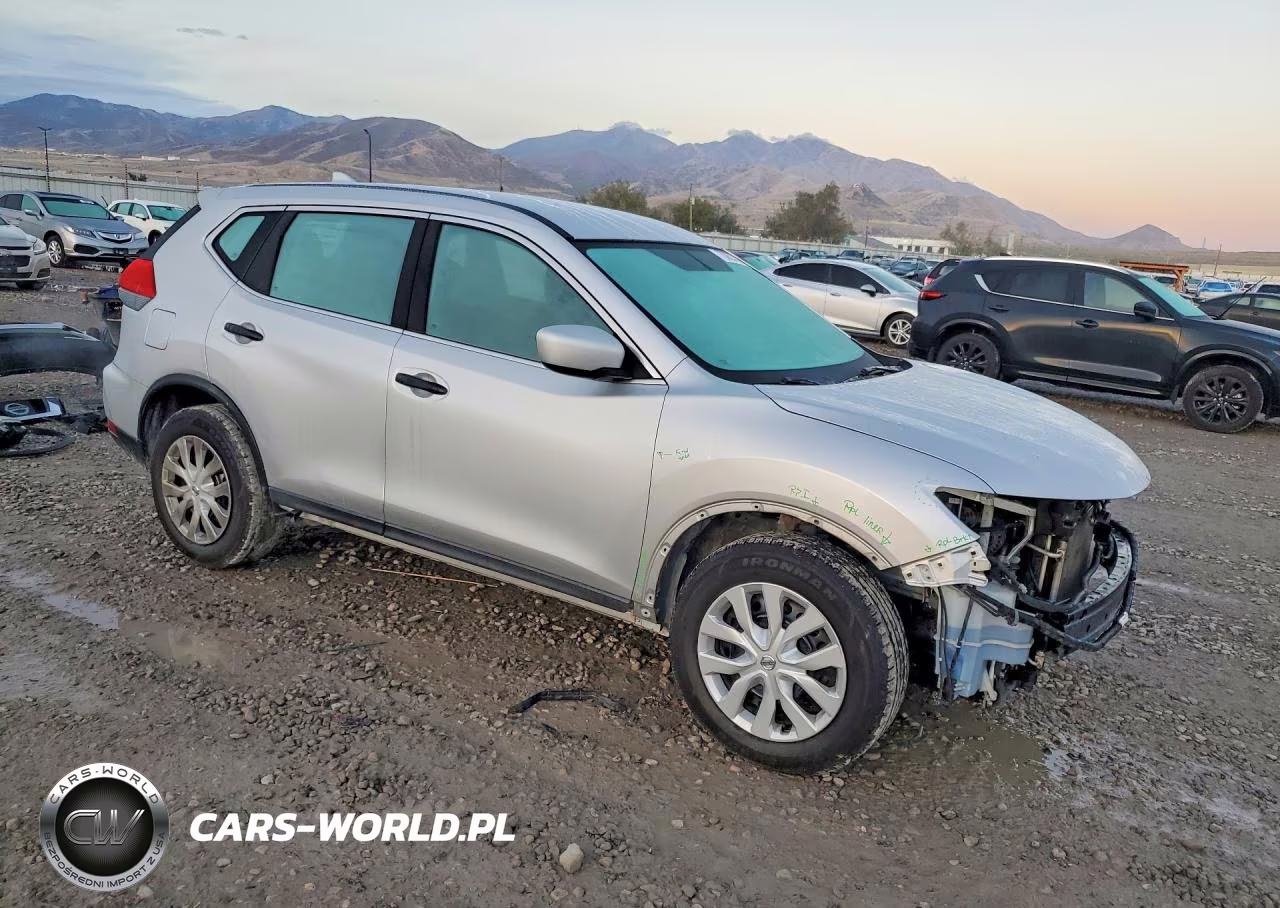 2017 Nissan Rogue S VIN:KNMAT2MT7HP555090 - 4
