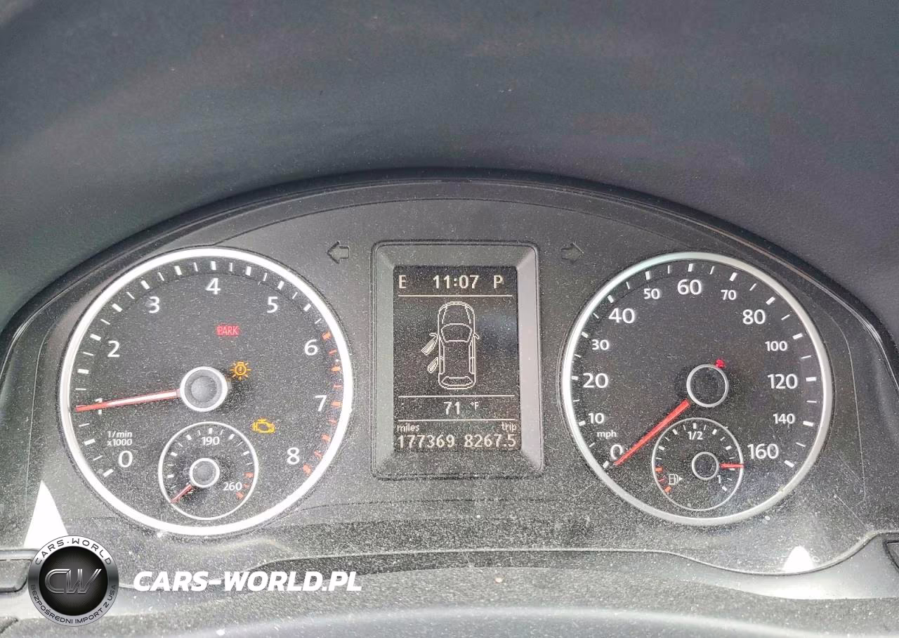2012 Volkswagen Tiguan S VIN:WVGAV7AX3CW003336 - 9