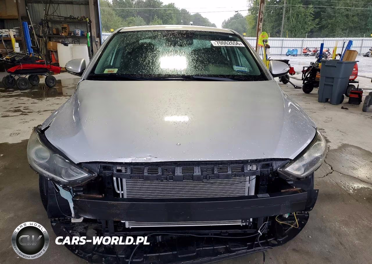 2017 Hyundai Elantra Limited VIN:KMHD84LF6HU064321 - 5