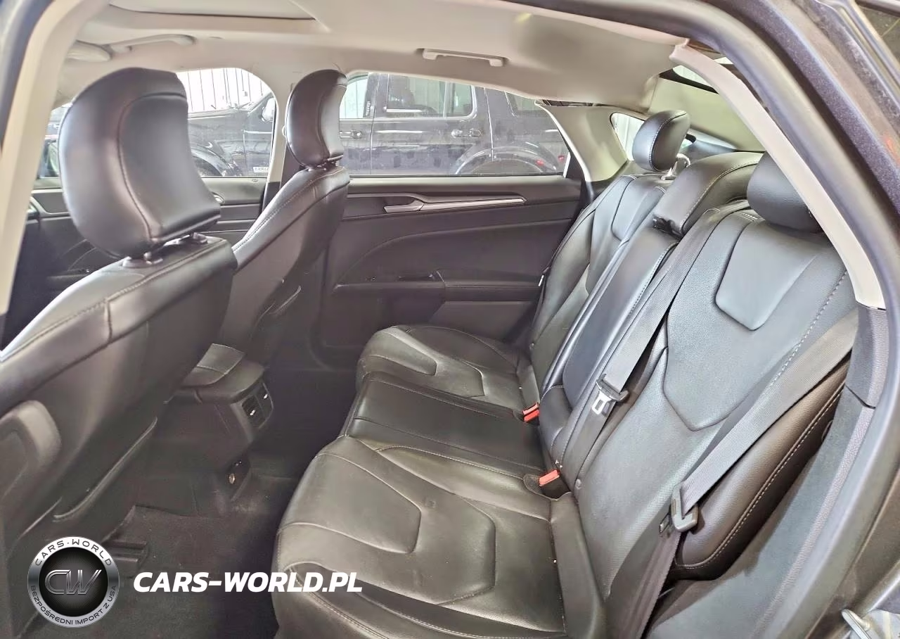 2015 Ford Fusion Titanium Phev VIN:3FA6P0SU2FR242924 - 10