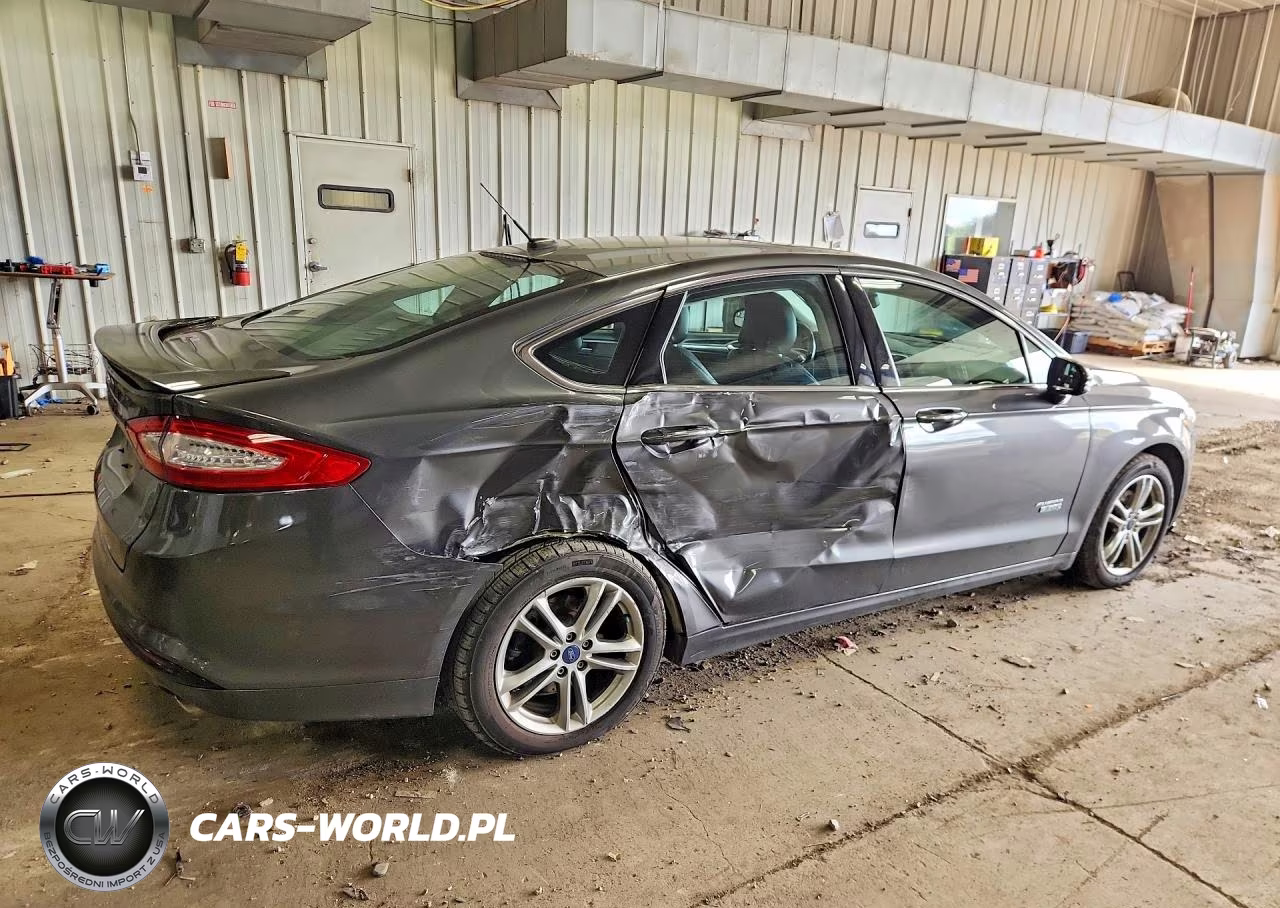 2015 Ford Fusion Titanium Phev VIN:3FA6P0SU2FR242924 - 3