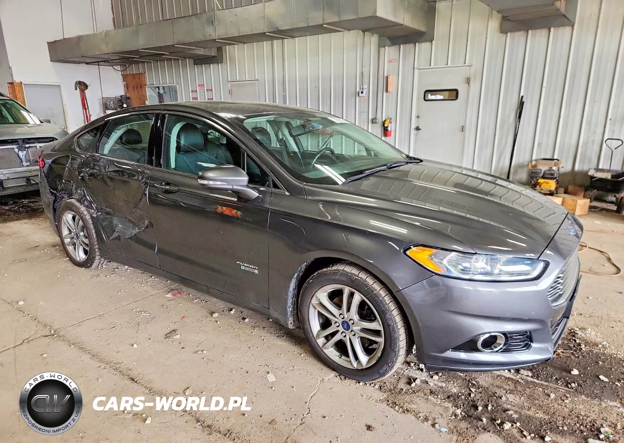 2015 Ford Fusion Titanium Phev VIN:3FA6P0SU2FR242924 - 4