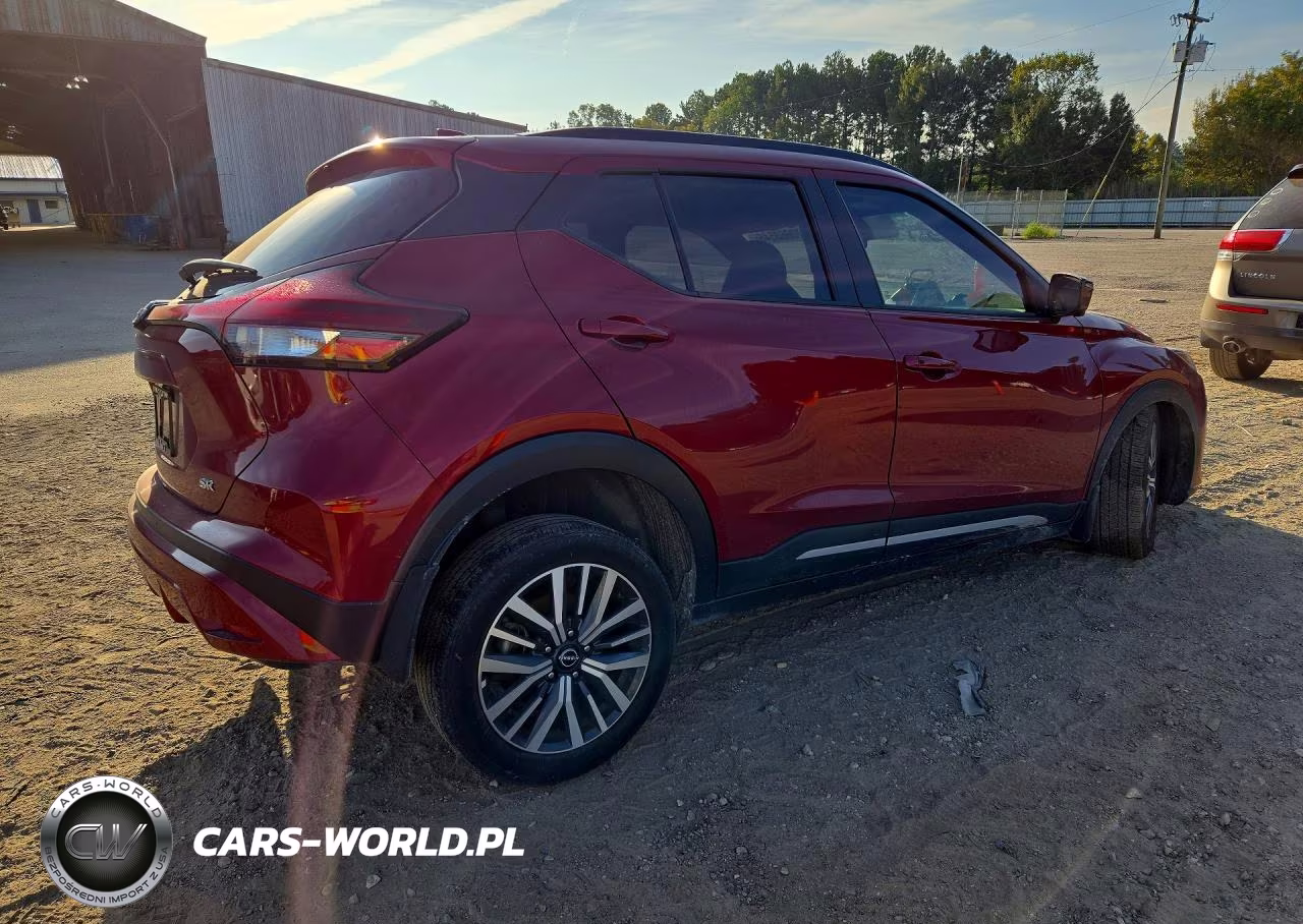 2023 Nissan Kicks Sr VIN:3N1CP5DV0PL570706 - 3