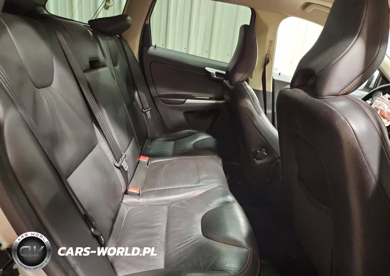 2010 Volvo Xc60 T6 VIN:YV4992DZ0A2031513 - 10