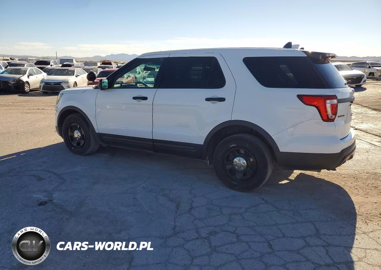 2016 Ford Explorer Police Interceptor VIN:1FM5K8AR7GGD30825 - 2