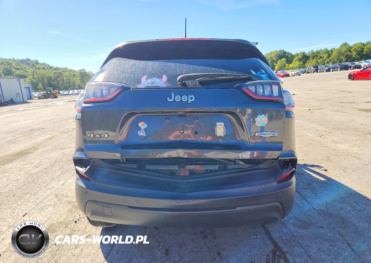 2019 Jeep Cherokee Latitude Plus VIN:1C4PJMLB2KD465066 - 6