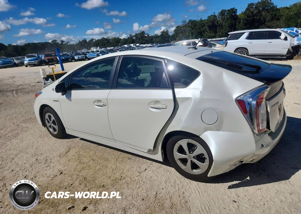 2014 Toyota Prius Three VIN:JTDKN3DU5E1777347 - 2