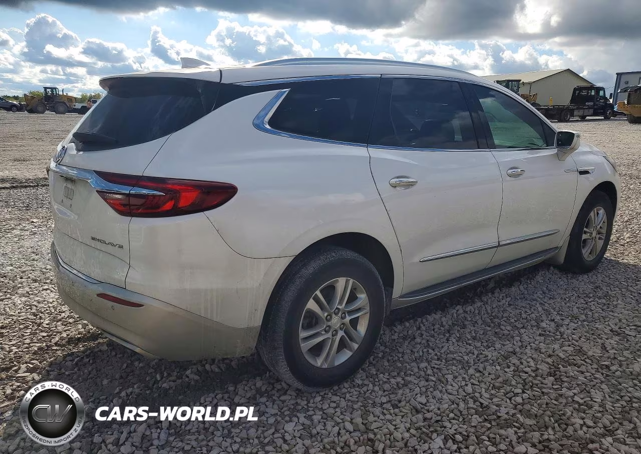 2018 Buick Enclave Essence VIN:5GAERBKW8JJ189163 - 3