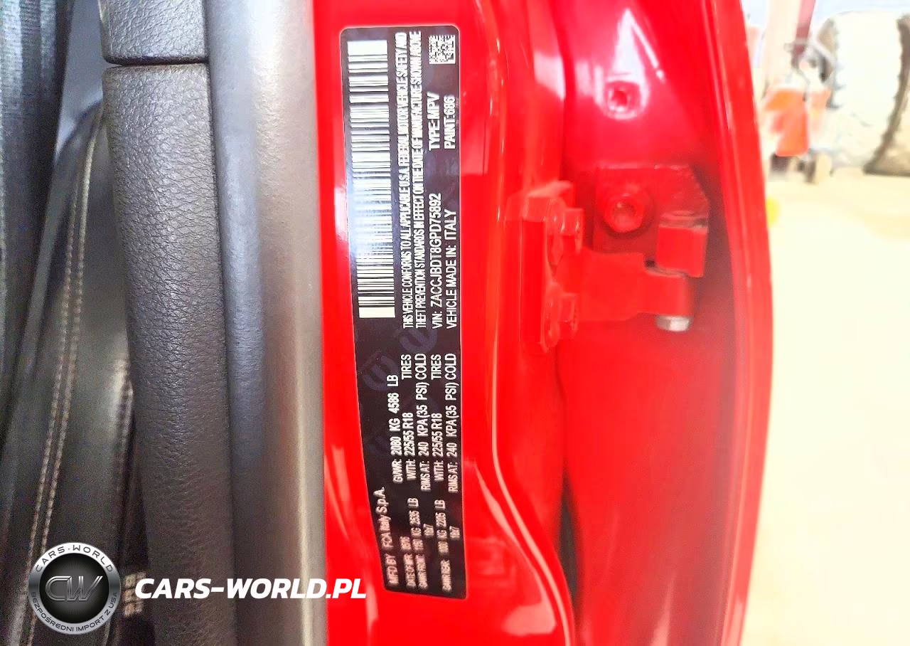 2016 Jeep Renegade Limited VIN:ZACCJBDT8GPD75892 - 13