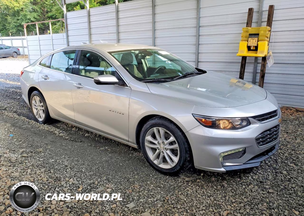 2018 Chevrolet Malibu Lt VIN:1G1ZD5ST2JF246149 - 4