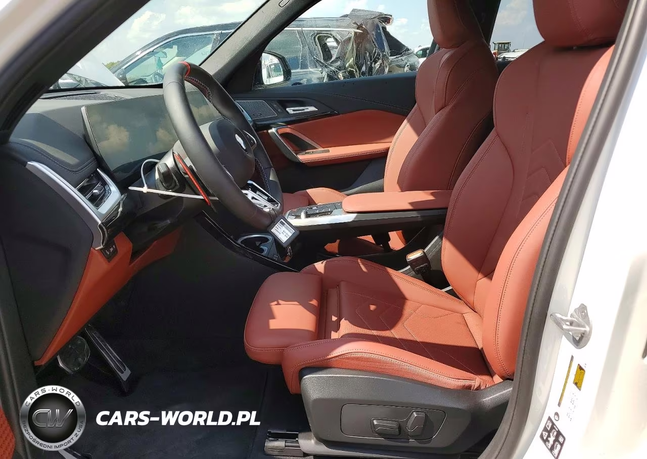 2027 BMW X1 M35I VIN:WBX13EF08V5764367 - 7