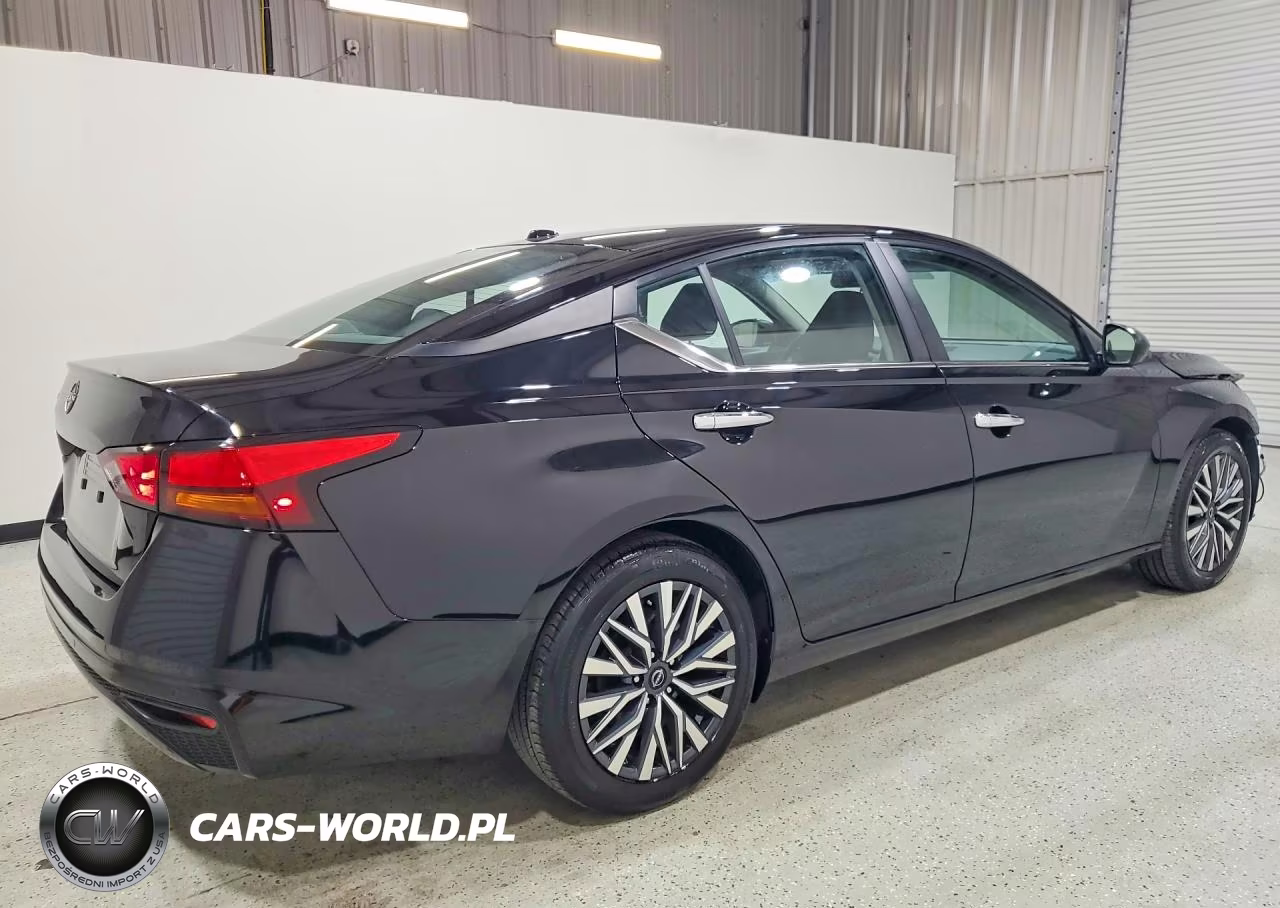 2025 Nissan Altima Sv VIN:1N4BL4DV6SN367347 - 3